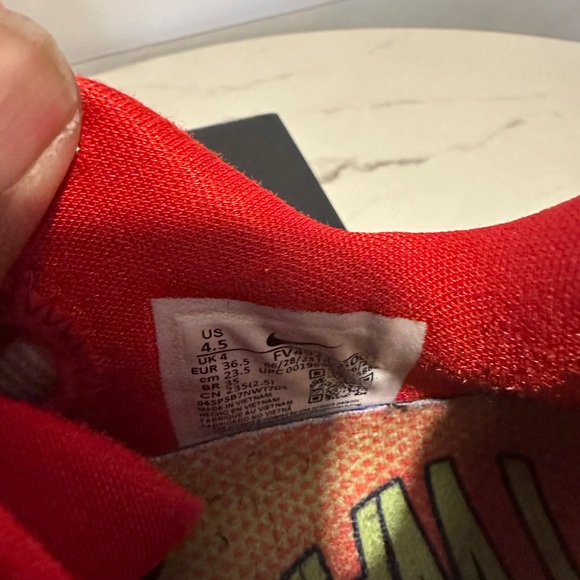 Nike Kobe 6 Protro Reverse Grinch 4.5 - Picture 8 of 11